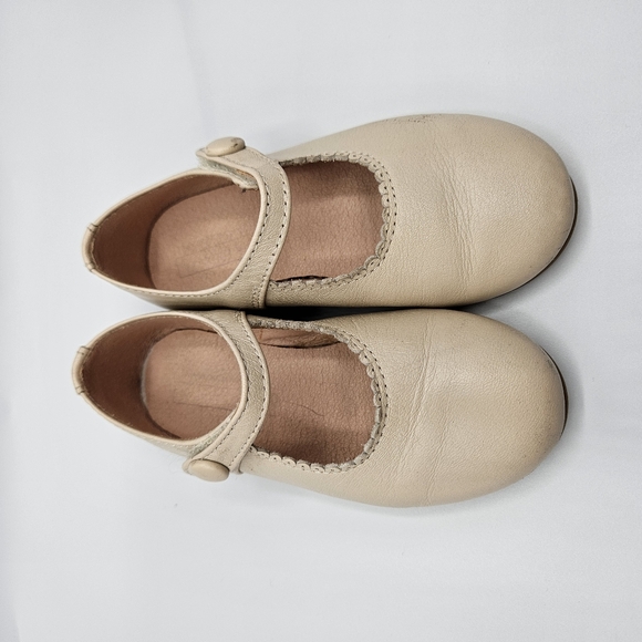 Beige Toddler Girl Dress Shoes - Picture 11 of 14